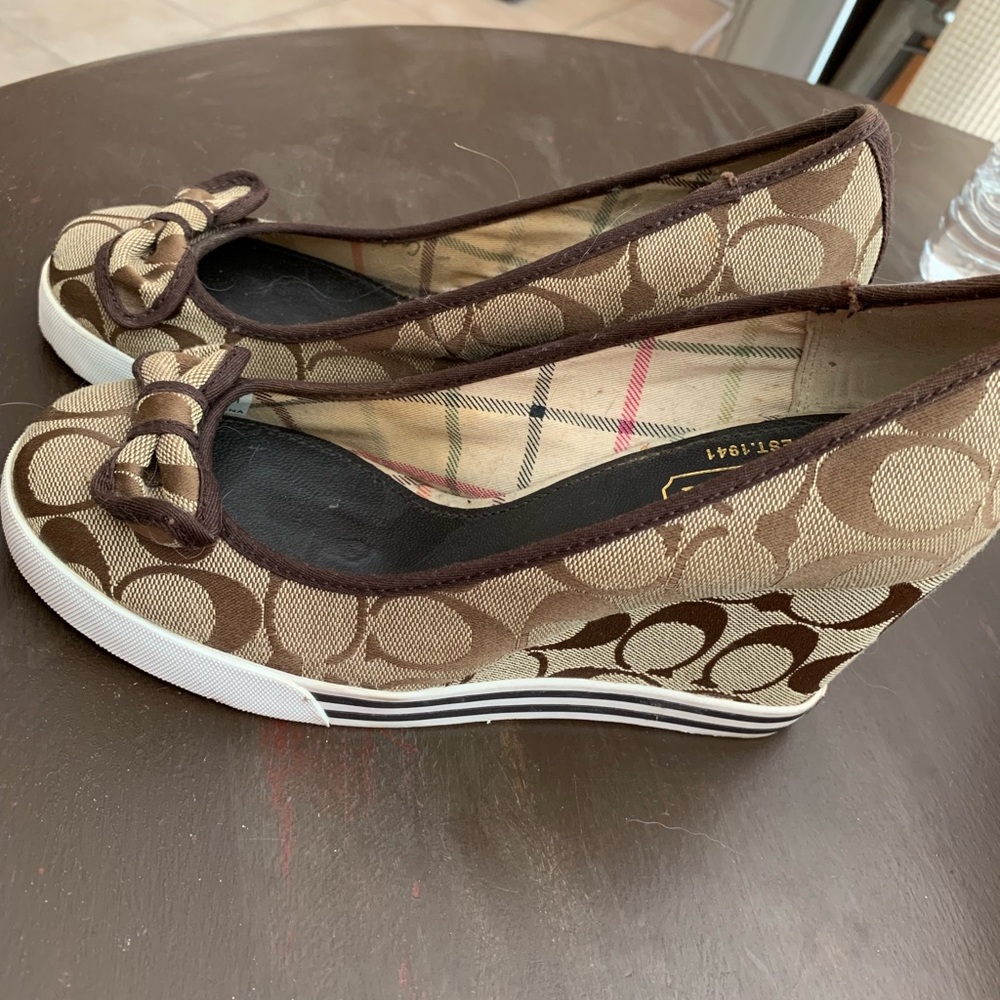 Coach wedges